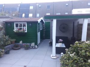 Blokhut en overkapping